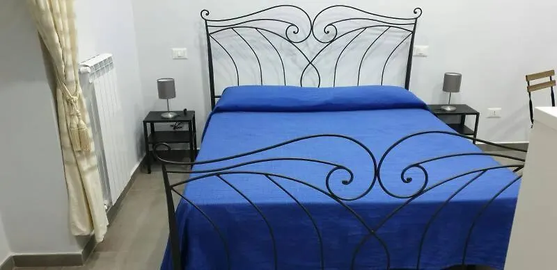 B&B La Citta Partenopea Naples Bed & Breakfast