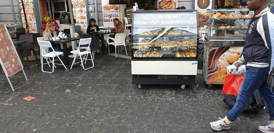 B&B La Citta Partenopea Naples Italy